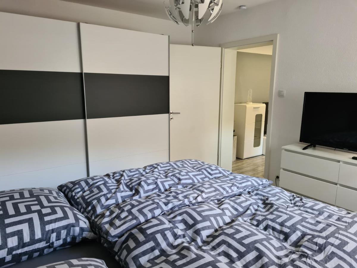 Ferienwohnung Saturn Mülheim an der Ruhr Esterno foto