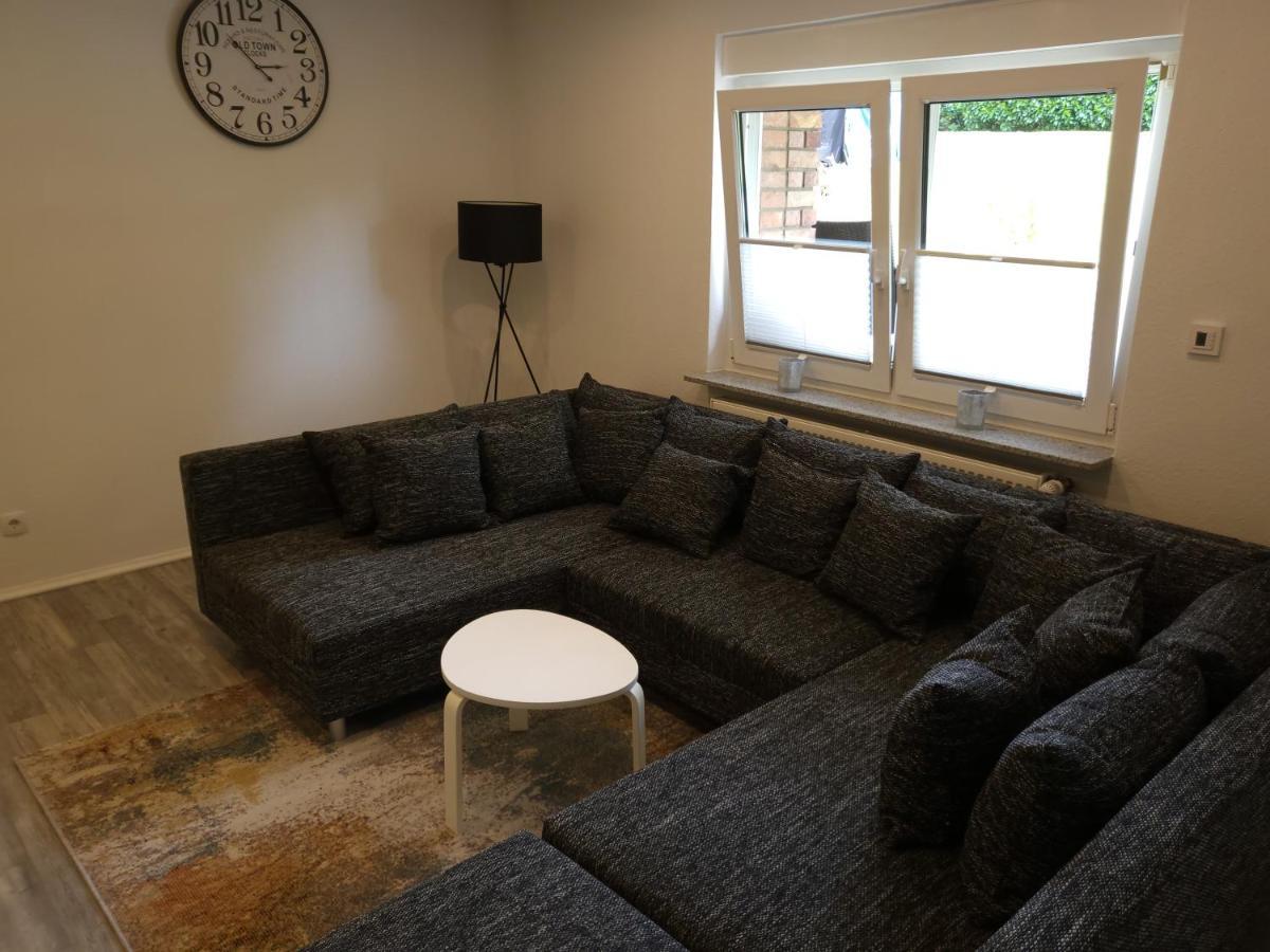 Ferienwohnung Saturn Mülheim an der Ruhr Esterno foto