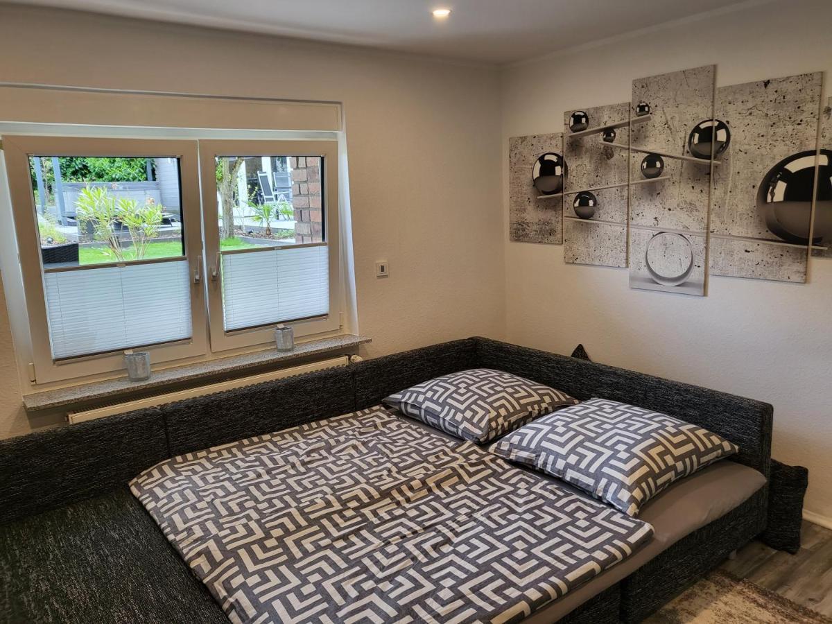 Ferienwohnung Saturn Mülheim an der Ruhr Esterno foto