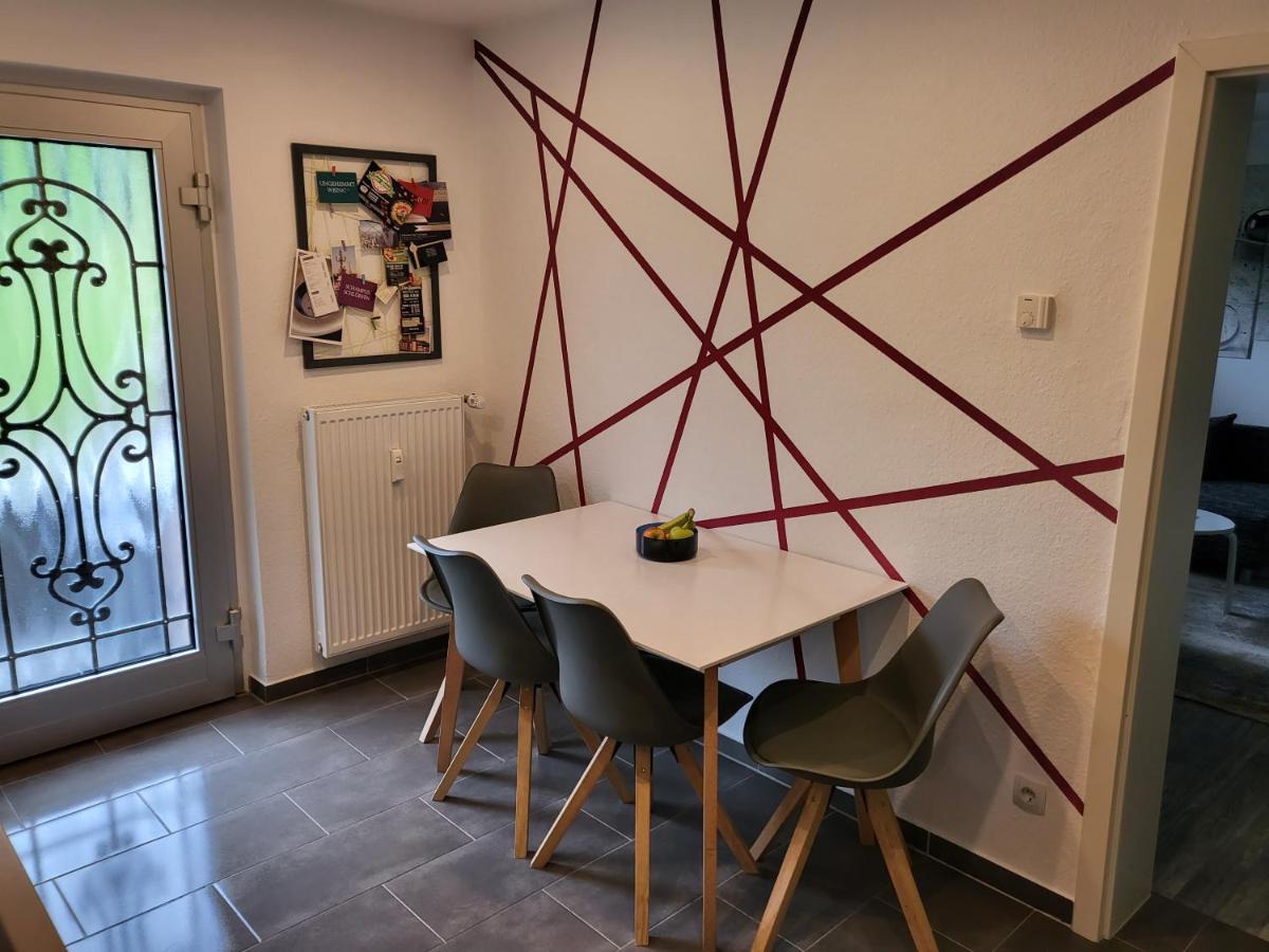 Ferienwohnung Saturn Mülheim an der Ruhr Esterno foto